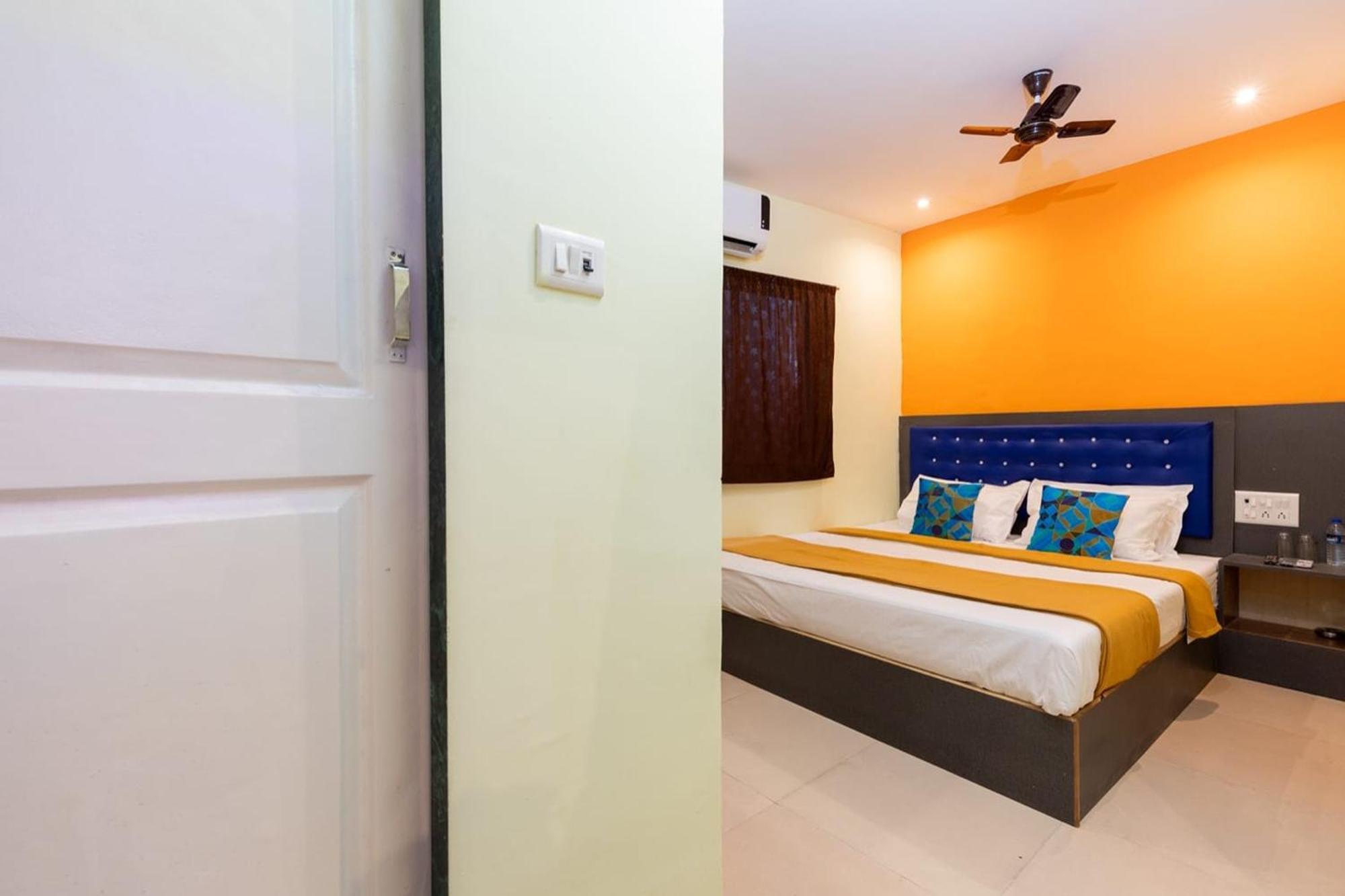 Hotel Shera Residency มุมไบ ภายนอก รูปภาพ
